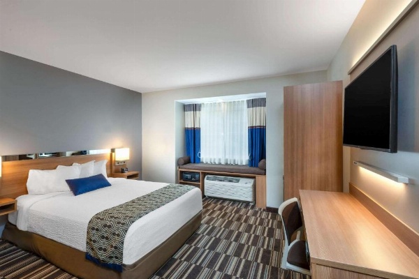 Microtel Inn Suites by Wyndham Warsaw image 11